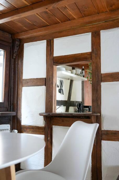 Charmante Fachwerk Wohnung Mit Terrasse In Der Altstadt Coblenza Exterior foto